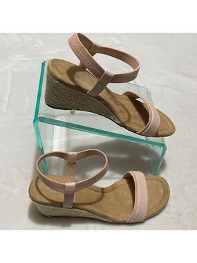 Alfani Step ‘n Flex Gille  Pink Ankle-Strap Wedge Sandals Sz 8.5M